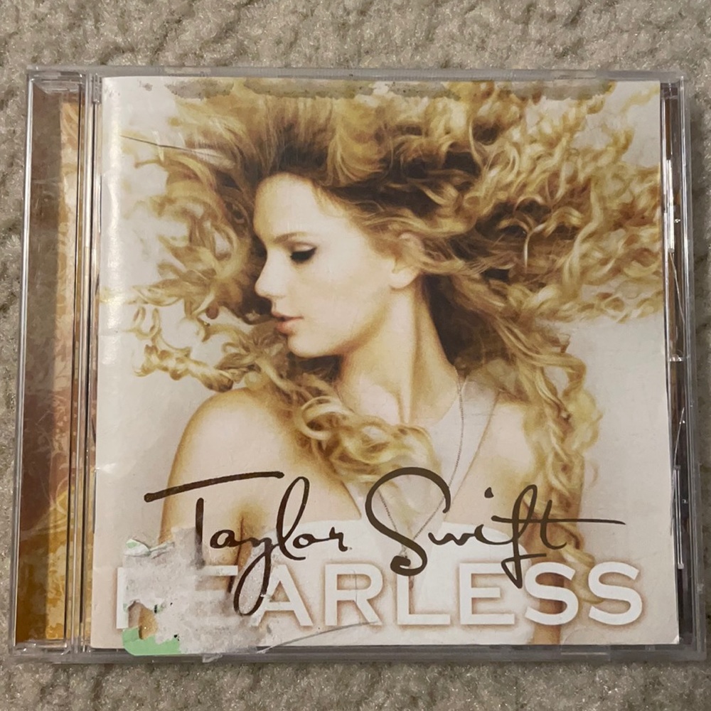 Taylor Swift Fearless Walmart Exclusive Version